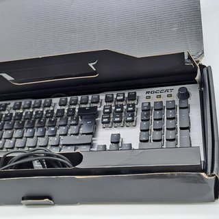 Roccat Vulcan 120 AIMO Tastiera Meccanica