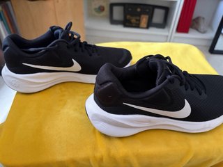 Scarpe Nike Revolution 7 Nero/Bianco