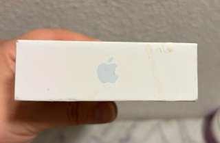 Caja iPhone 15