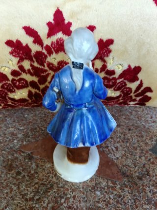 Figura porcelana caballero galante vintage