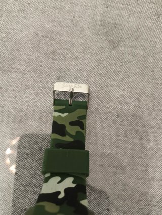 Orologio Yong Xin mimetico verde – Batteria nuova