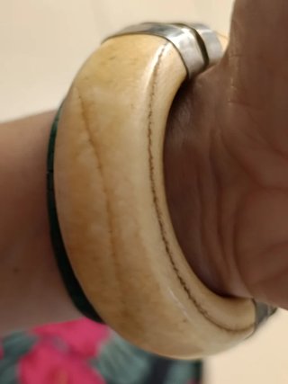 Pulsera de material noble