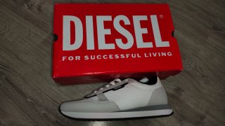Zapatillas deportivas grises y blancas talla 44