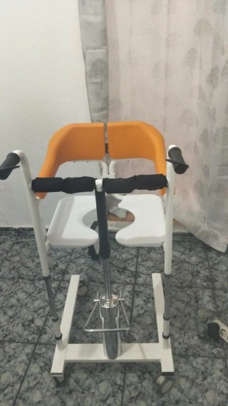Silla transferencia en muy buen estado. Poco uso