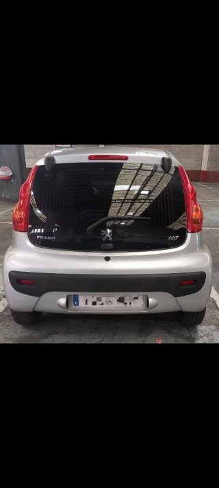 Peugeot 107 2012