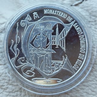 Curiosa moneda cubista plata 2001 Monasterio Silos