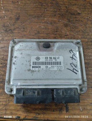 Centralita motor uce 038906012AT Seat Leon I (1M)