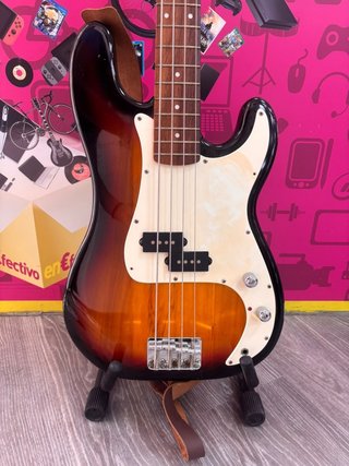 Guitarra Electrica Squier P-Bass Fender