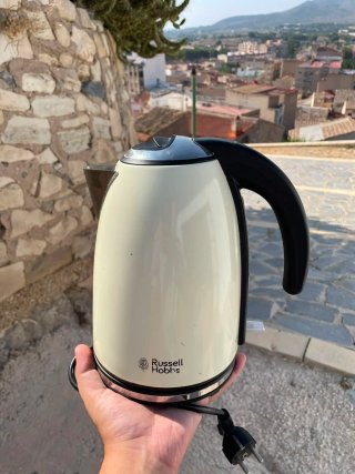 Hervidor Eléctrico Russell Hobbs Colours plus