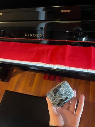 Pianoforte a muro Linden nero lucido