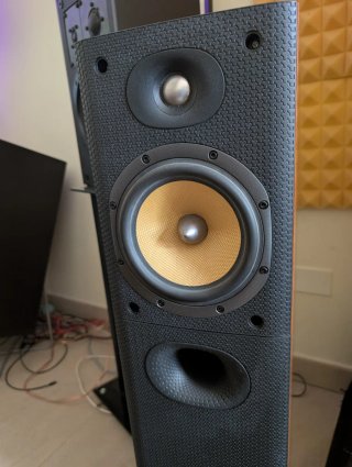 Bowers & Wilkins DM 602.5 S3 Altavoces