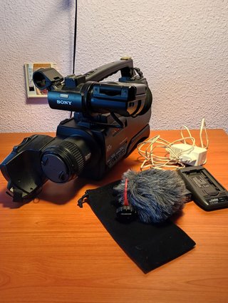 Videocámara Sony HDV HVR-HD1000E