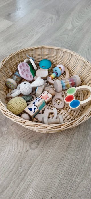Cesta de los tesoros para bebés