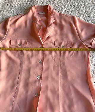 Camisa rosa de verano