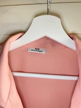 Camisa rosa de verano