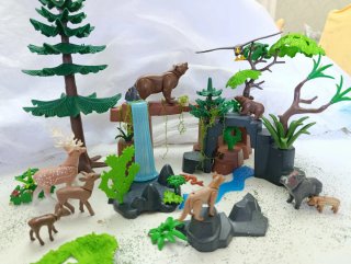 Playmobil set animales bosque y cascada