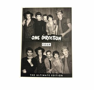 One Direction Made in the A.M. Ultimate Fan Editio