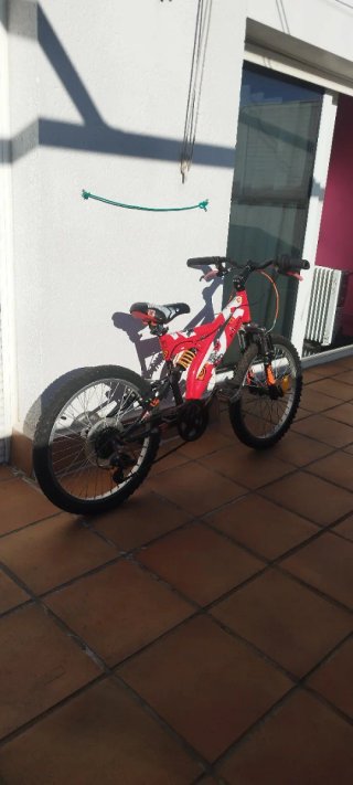 Bicicleta Montaña Suspensión delantera y trasera