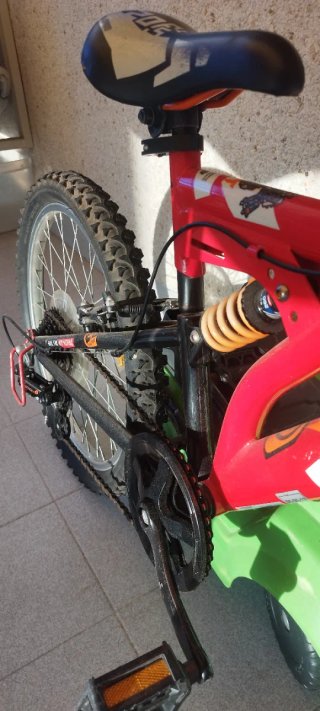 Bicicleta Montaña Suspensión delantera y trasera