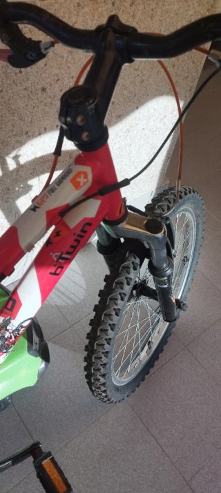 Bicicleta Montaña Suspensión delantera y trasera