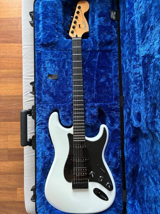 Fender Player II Stratocaster HSS Blanca