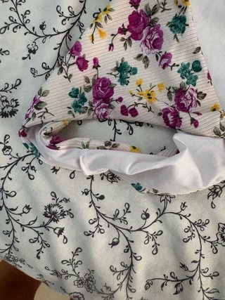 Bikini floral morado y amarillo