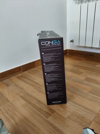 Robot aspirador y fregasuelos Cecotec Conga