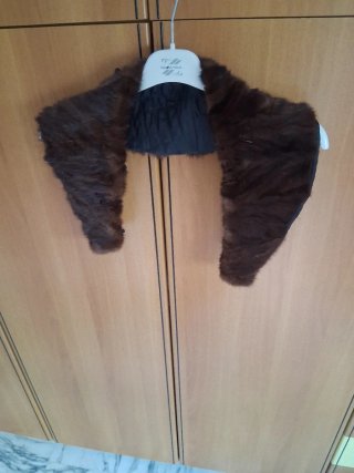 Collo di pelliccia marrone