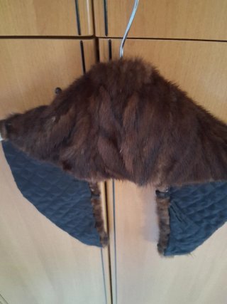 Collo di pelliccia marrone