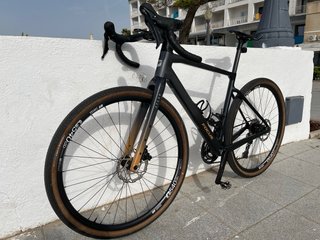 Gravel Focus Atlas 8.7 Talla M 2026