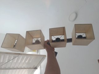 Lámpara de techo moderna beige y madera