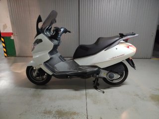 Aprilia Atlantic 125cc Blanca