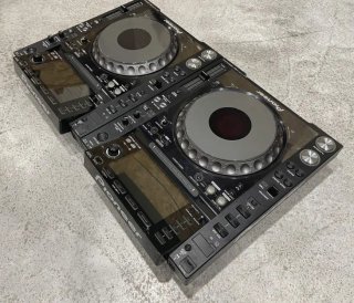 2x Pioneer CDJ-2000 Nexus