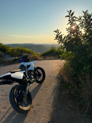 Derbi Senda X-treme 50cc Supermotard Blanca