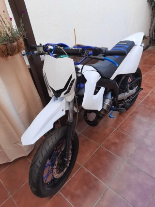 Derbi Senda X-treme 50cc Supermotard Blanca