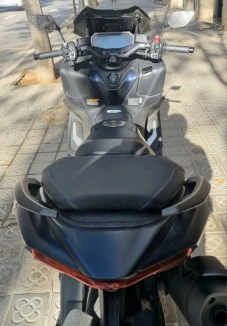 Yamaha TMAX 560