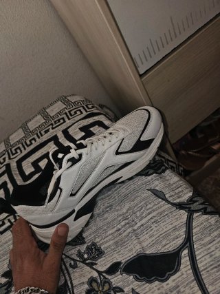 Calvin Klein Zapatillas Blancas y Negras