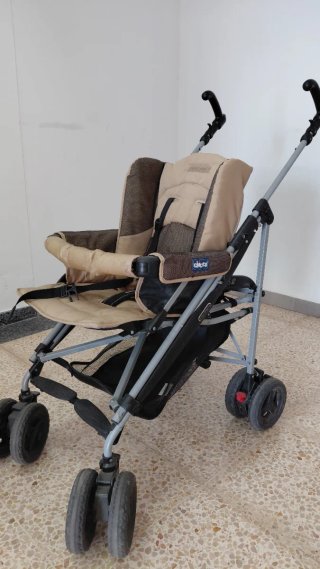 Silla de paseo infantil color beige