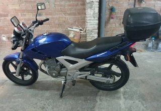 Honda CBF 250 "Twisted"
