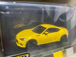 Miniatura Carro subaru Brz Amarelo FIRST:43