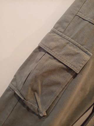 Pantalón cargo chica color gris talla 32