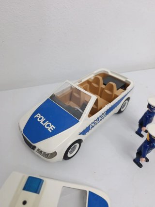 Coche Policía Playmobil con figuras