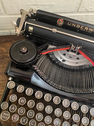Macchina da scrivere Underwood antica
