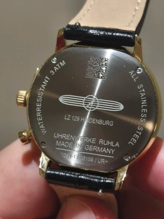 Reloj Zeppelin LZ129 Hindenburg Moon Phase