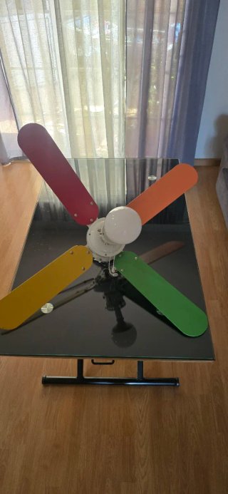 Lámpara Ventilador Multicolor