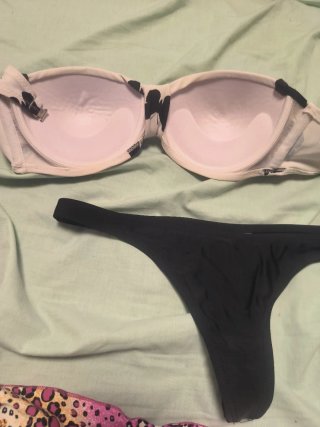 Conjunto Bikini Mariposas y Estampado Animal