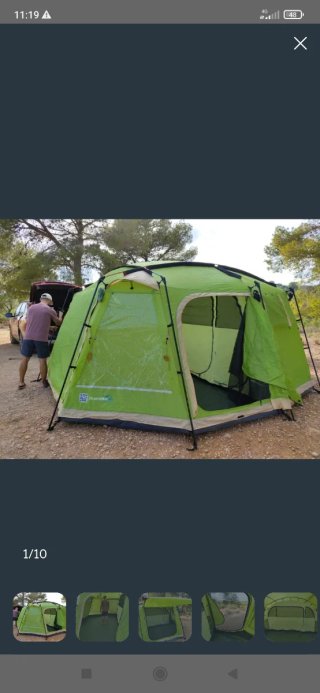 Tienda de campaña verde