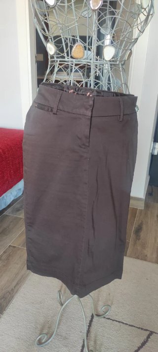 Falda Stradivarius Marrón Talla S