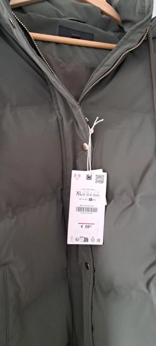 Anorak XL semilargo engomado khaki