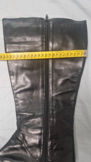 Botas altas caña ancha negras